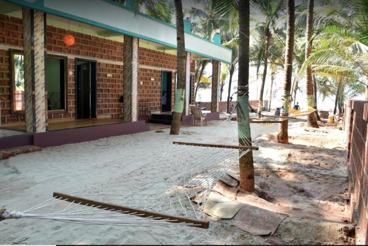 Sagarika Beach Resort Malvan Exterior photo